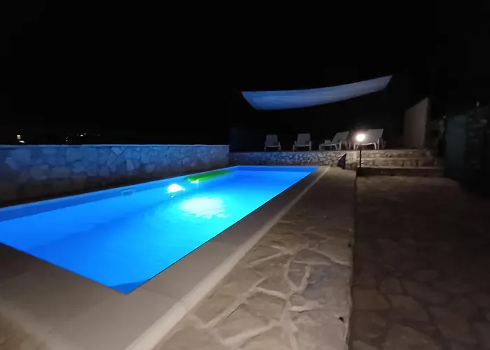 Marta Ii Your In Seget Center Tatil Evi