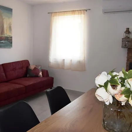 Vakantiehuis Marta Ii Your In Seget Center